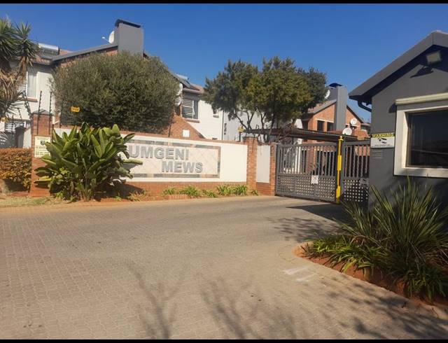 2 BEDROOM TOWNHOUSE FOR SALE IN TERENURE